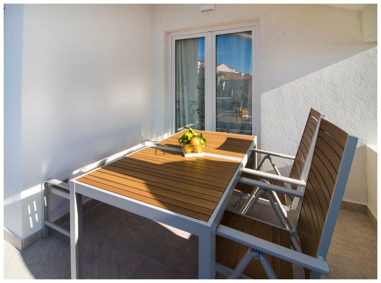 Apartman Sissy พรีมอชเตน ภายนอก รูปภาพ